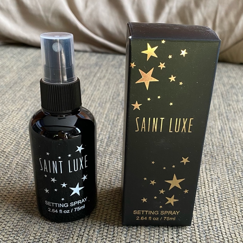 NIB Full Size Saint Luxe Setting Spray Setting RETAIN MOISTURE GLOWY Makeup